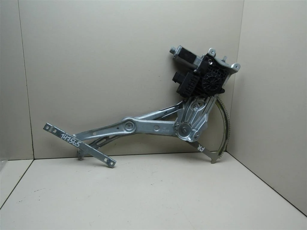 Стеклоподъемник электр. передний правый Opel Astra H \ Family 2004-2015  [93178696]  Z16XER в Вологде