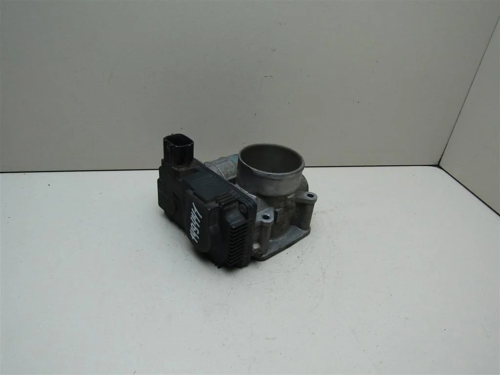 Заслонка дроссельная Nissan Almera N16 2000-2006  [161198N003]  QG15DE в Вологде