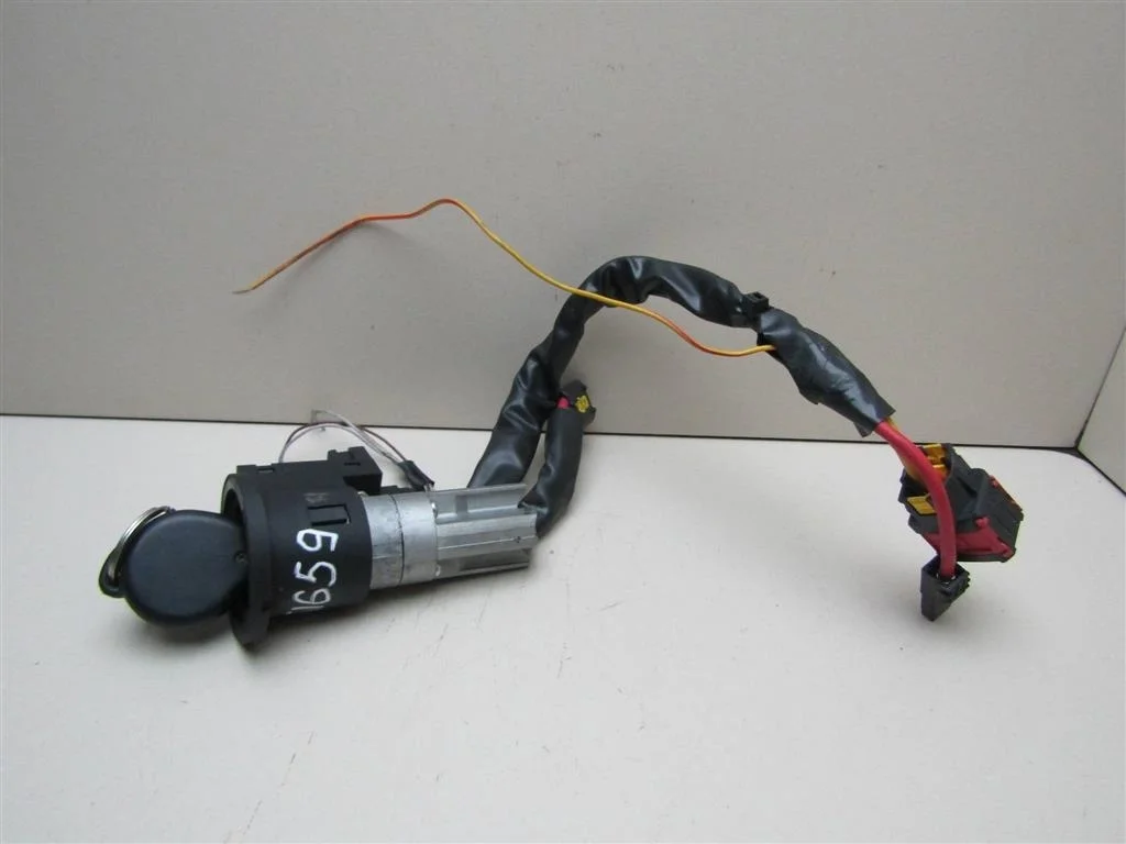 Замок зажигания Peugeot 206 1998-2012  [4162P0]  1.4 KFX в Вологде