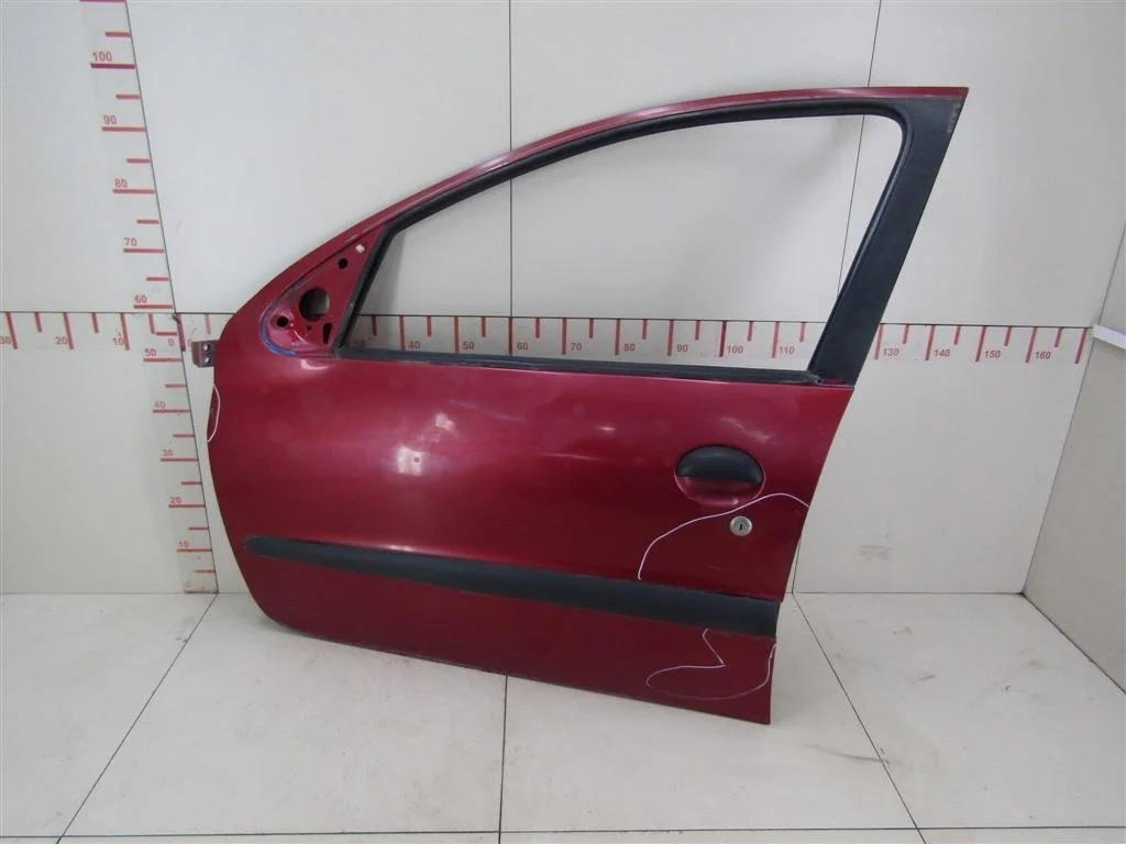 Дверь передняя левая Peugeot 206 1998-2012  [9002K5]  1.4 KFX в Вологде