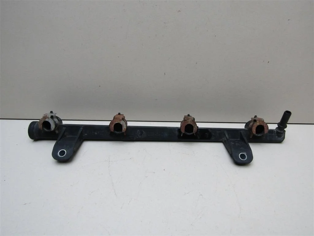 Рейка топливная (рампа) Renault Logan II 2014-нв  [8200494284]  1.6 K7M812 в Вологде