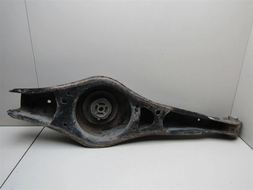 Рычаг задний нижний VW Golf VI 2009-2012  [1K0505311AB]  1.4 16V CGGA в Вологде
