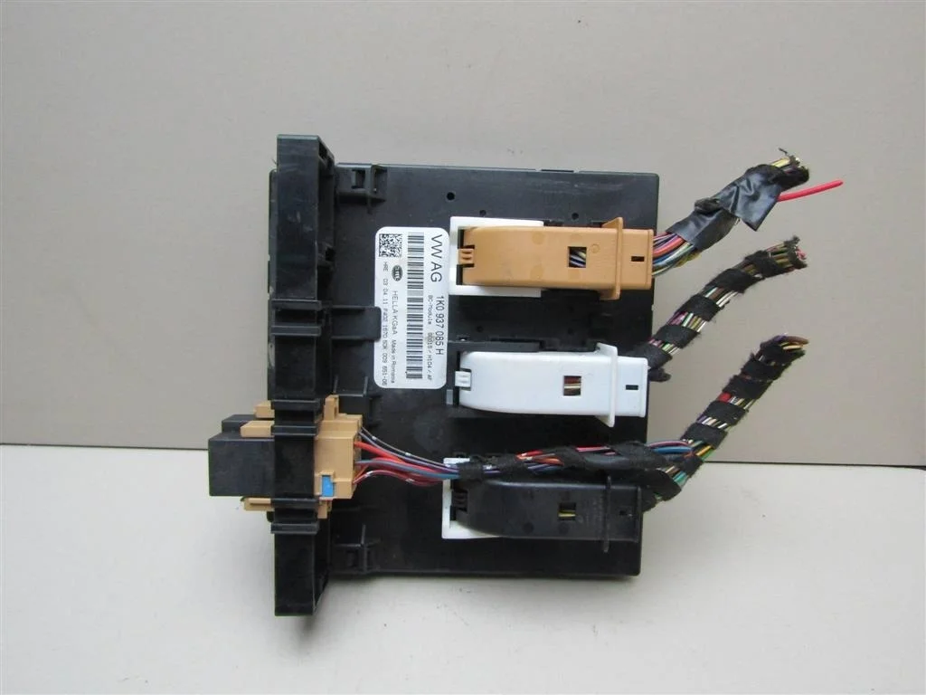 Блок комфорта VW Golf VI 2009-2012  [1K0937085H]  1.4 16V CGGA в Вологде