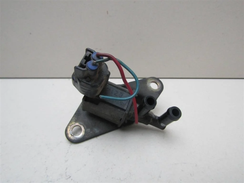 Клапан электромагнитный Mitsubishi Galant (EA) 1997-2003  [MR450483]  2.4 16V 4G64 в Вологде