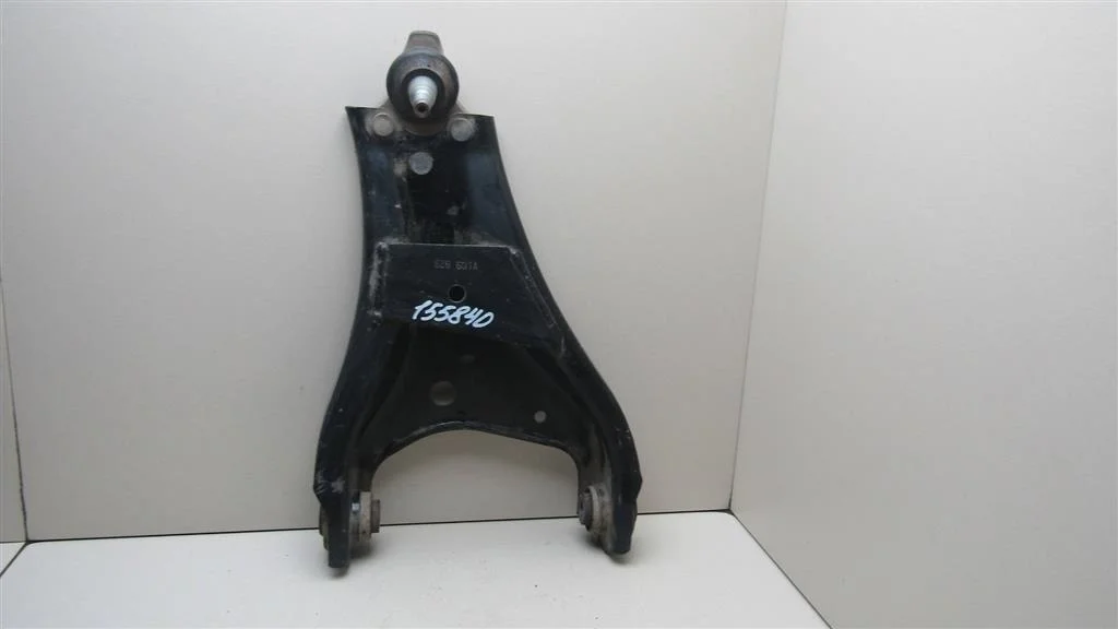 Рычаг передний правый Renault Duster 2012-2021  [545000138R]  2.0 F4R410 в Вологде