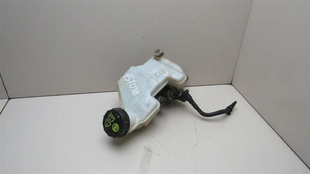 Цилиндр тормозной главный Ford Fusion 2002-2012  [1743440]  1.6 16V FYJC  в Вологде