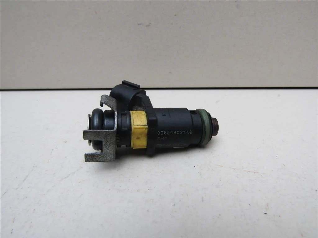 Форсунка инжекторная электрическая Skoda Octavia (A5 1Z-) 2004-2013  [036906031AG]  1.4 16V BUD в Вологде