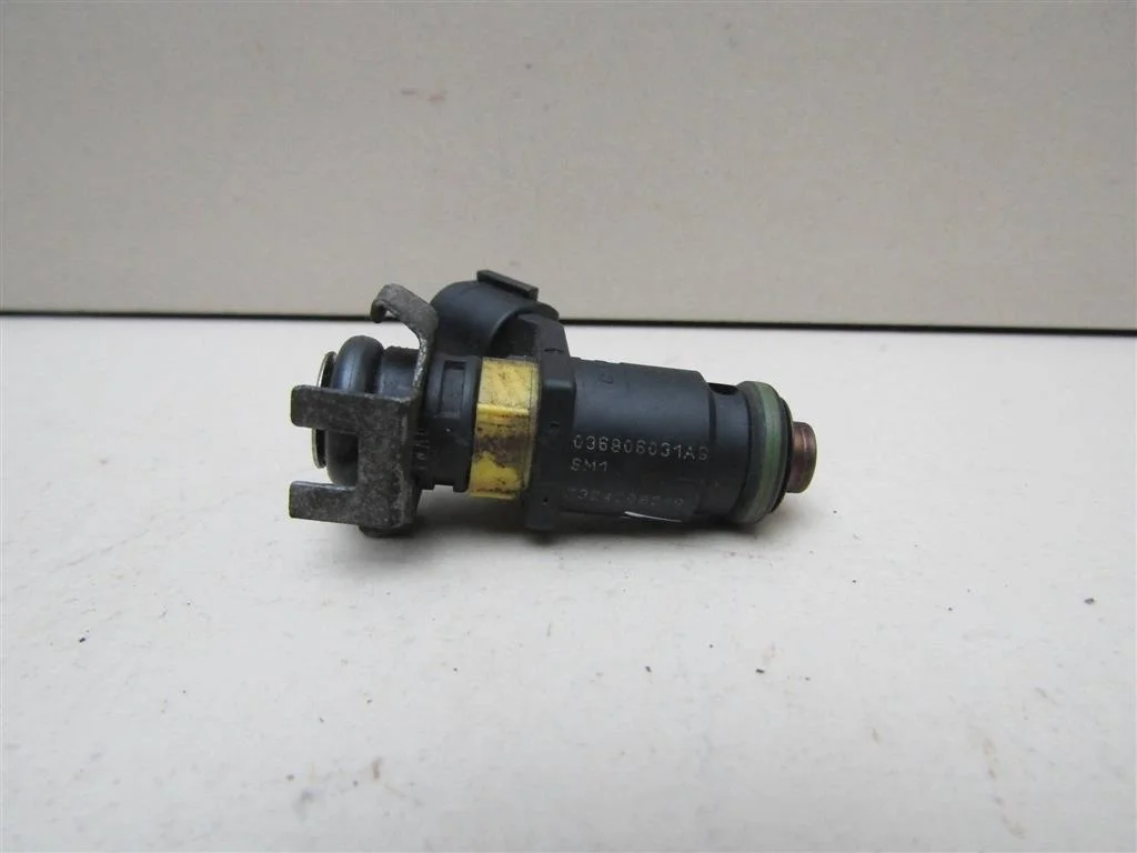 Форсунка инжекторная электрическая Skoda Octavia (A5 1Z-) 2004-2013  [036906031AG]  1.4 16V BUD в Вологде