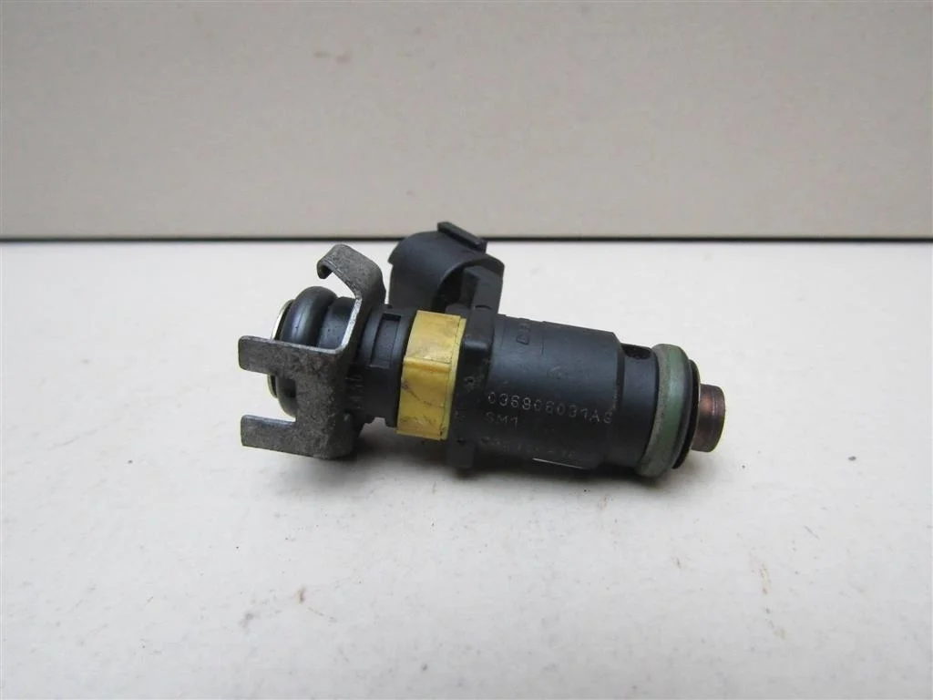 Форсунка инжекторная электрическая Skoda Octavia (A5 1Z-) 2004-2013  [036906031AG]  1.4 16V BUD в Вологде