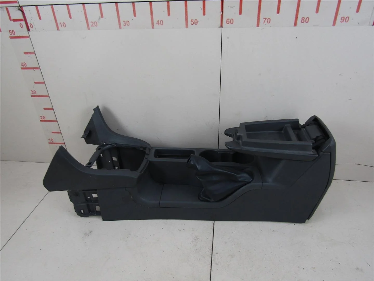 Консоль Ford Focus II 2005-2008  [1375750]  1.6 16V HWDA в Вологде