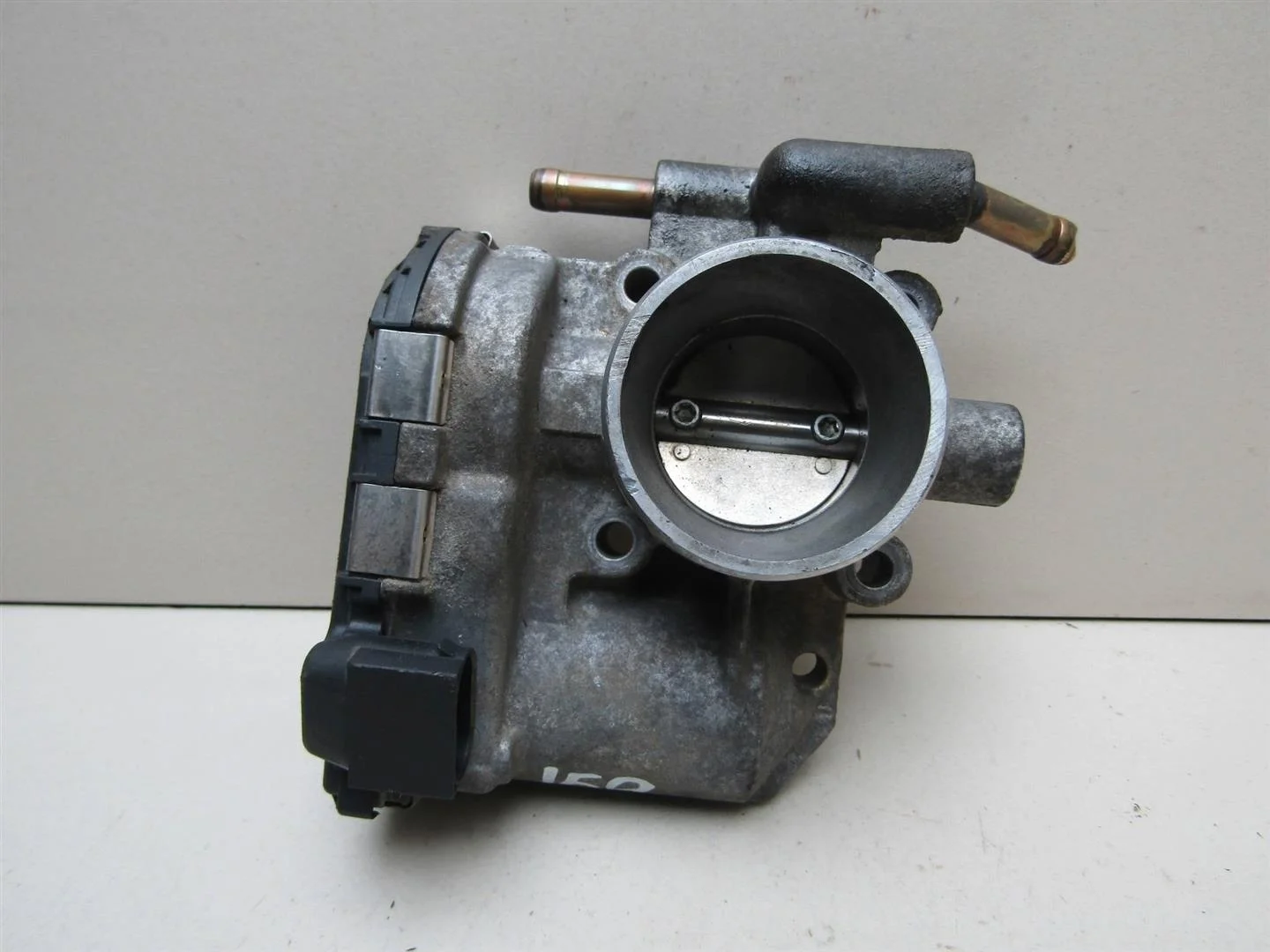 Заслонка дроссельная Opel Astra H \ Family 2004-2015  [24420536]  1.0 1.2 1.4 в Вологде