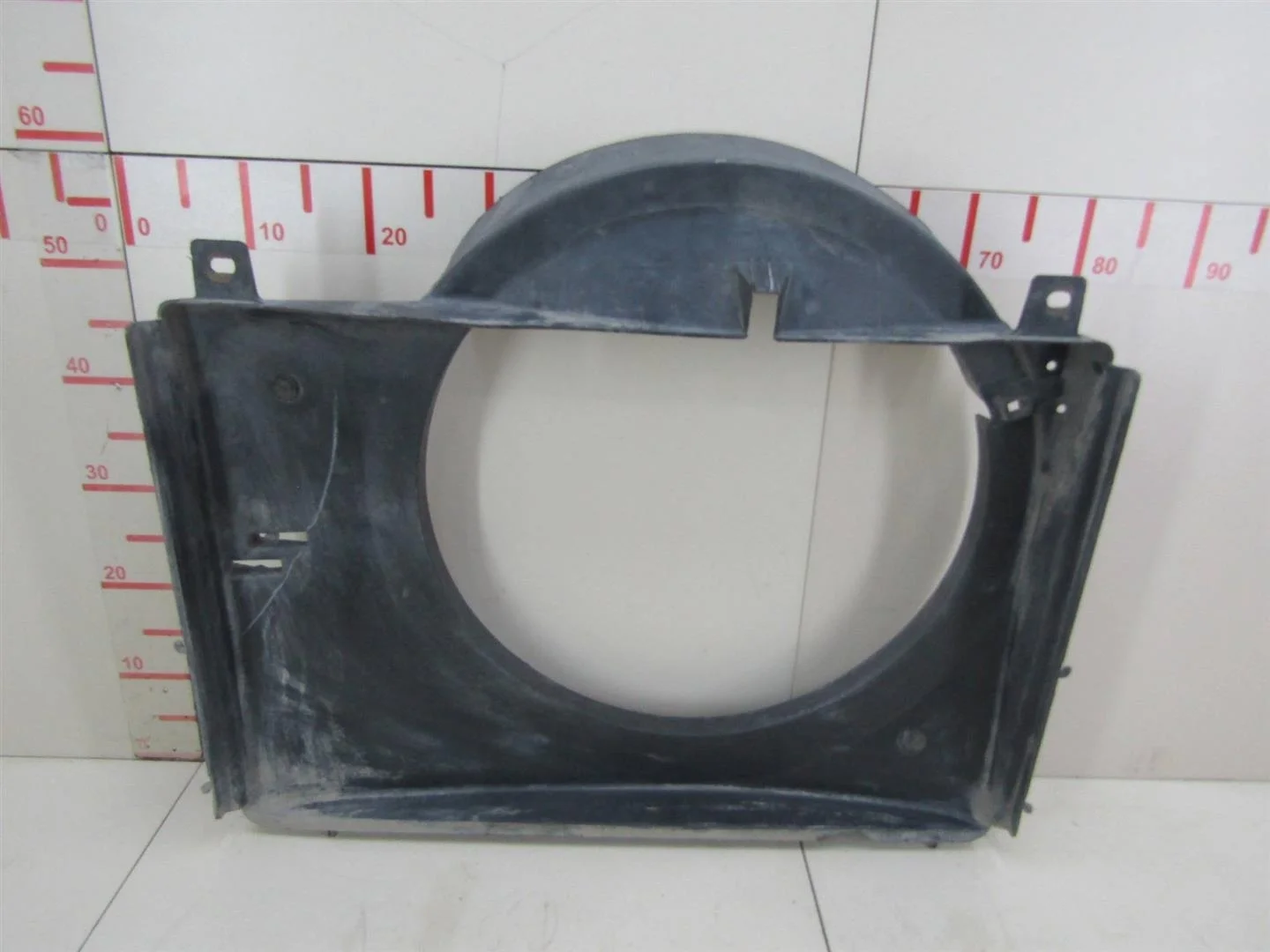 Диффузор вентилятора Chevrolet Trail Blazer 2001-2010  [15170459]  4.2 LL8 в Вологде