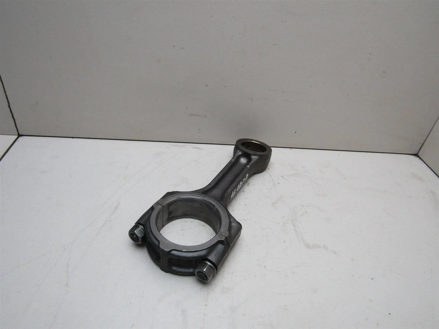 Шатун Hyundai Starex H1/Grand Starex 2007>  [235104A500]  2,5л 16v D4CB в Вологде