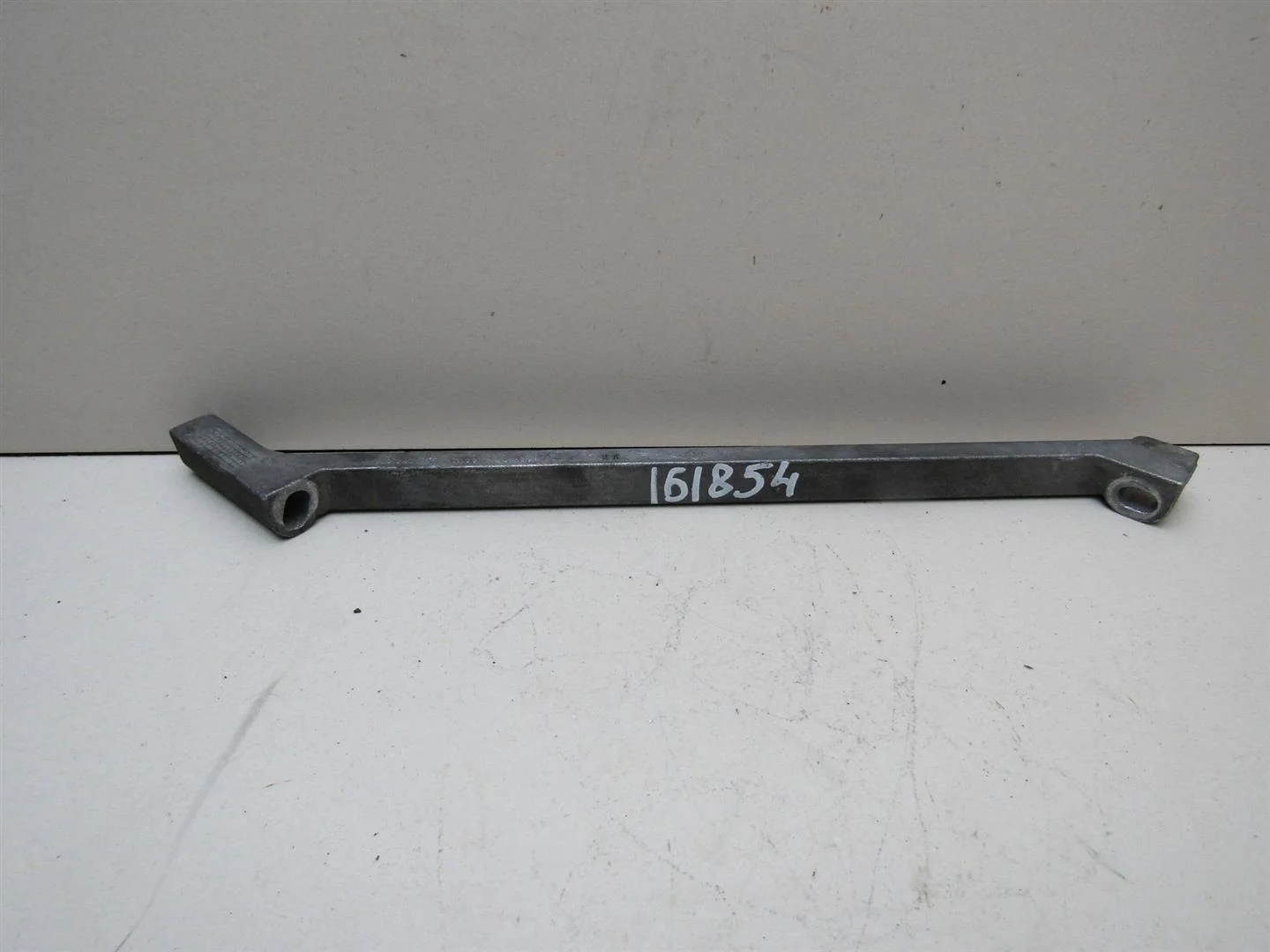 Кронштейн генератора Renault Megane II 2002-2009  [8200122051]  1.6 K4M 760 в Вологде