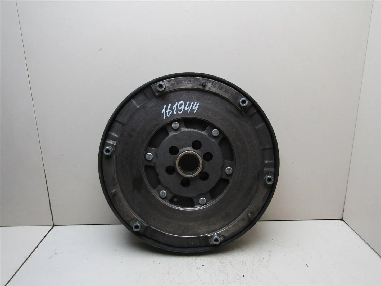 Маховик VW Passat (B5+) 2000-2005  [038105266AC]  1.9TD в Вологде