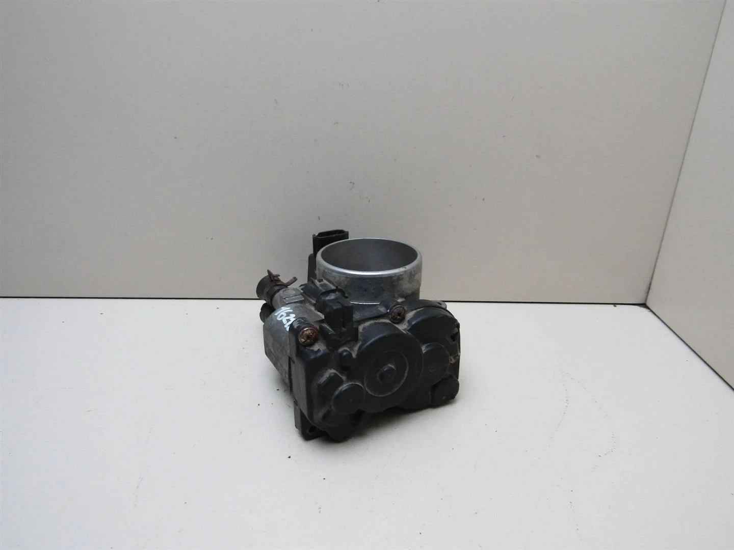 Заслонка дроссельная Jaguar X-TYPE 2001-2009  [XR845053]  2,5  AJ V6 в Вологде