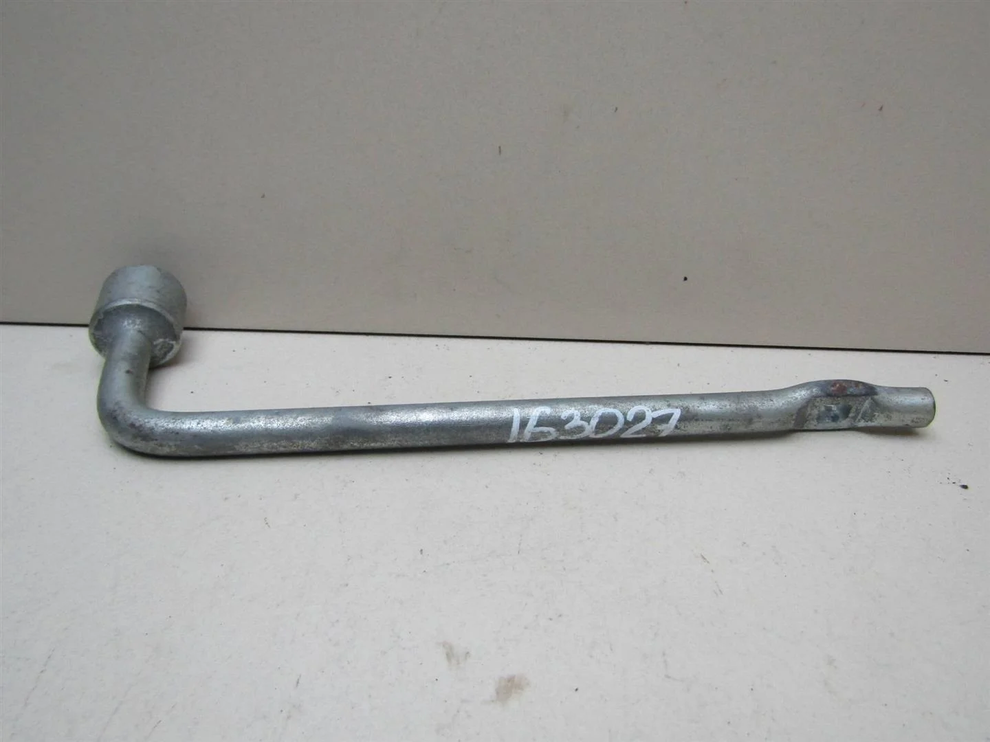 Ключ баллонный Infiniti G (V36) 2007-2014  [995450U000]  3.7 VQ37VHR в Вологде