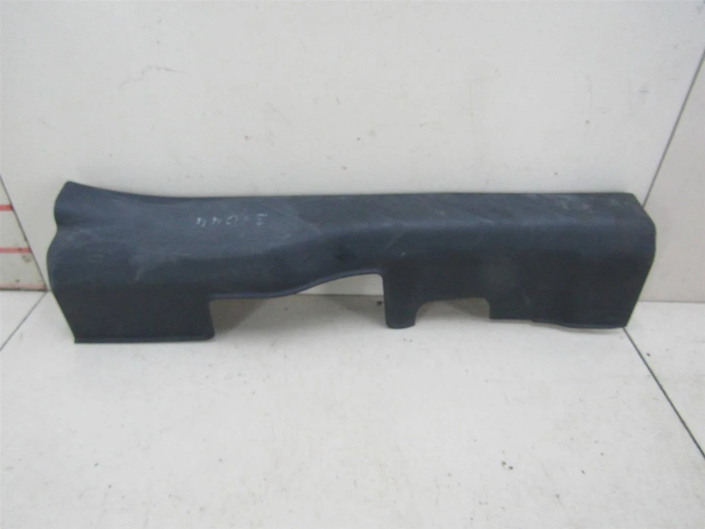 Накладка порога (внутренняя) Mitsubishi Outlander XL (CW) 2006-2012  [7656A035XA]  2.4 в Вологде