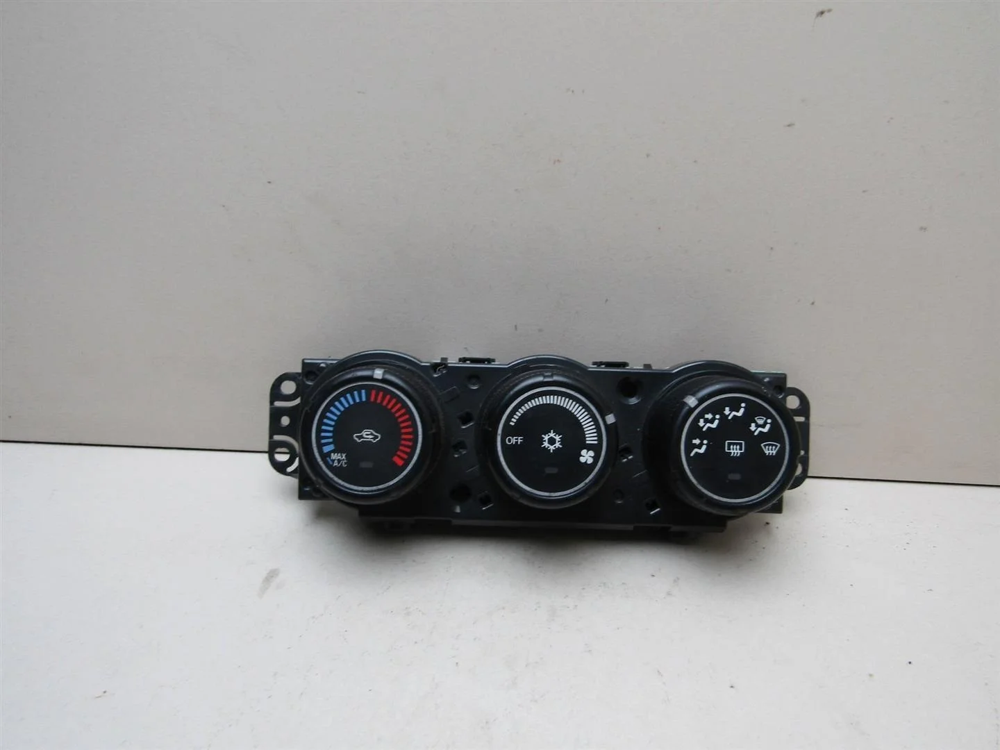 Блок управления климатической установкой Mitsubishi Outlander XL (CW) 2006-2012  [7820A073XA]  2.4 в Вологде