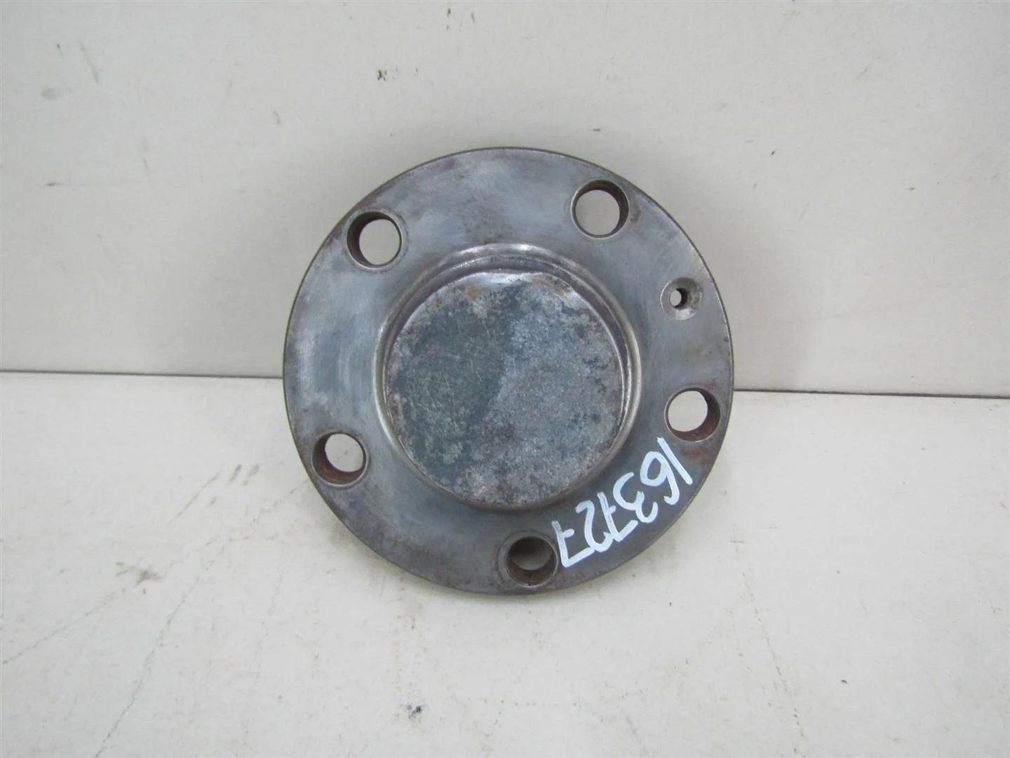 Ступица задняя VW Golf IV \Bora 1997-2005  [1J0598477]  1.4 16V APE в Вологде