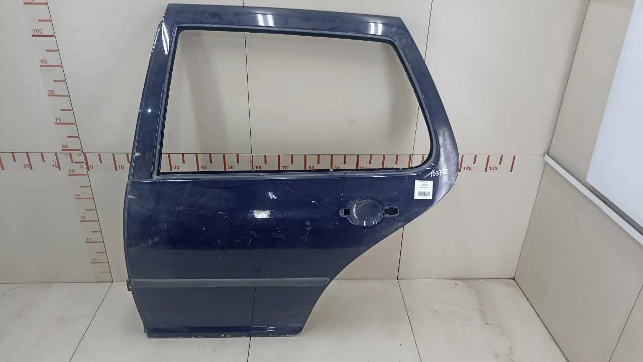 Дверь задняя левая VW Golf IV \Bora 1997-2005  [1J6833055F]  1.4 16V APE в Вологде