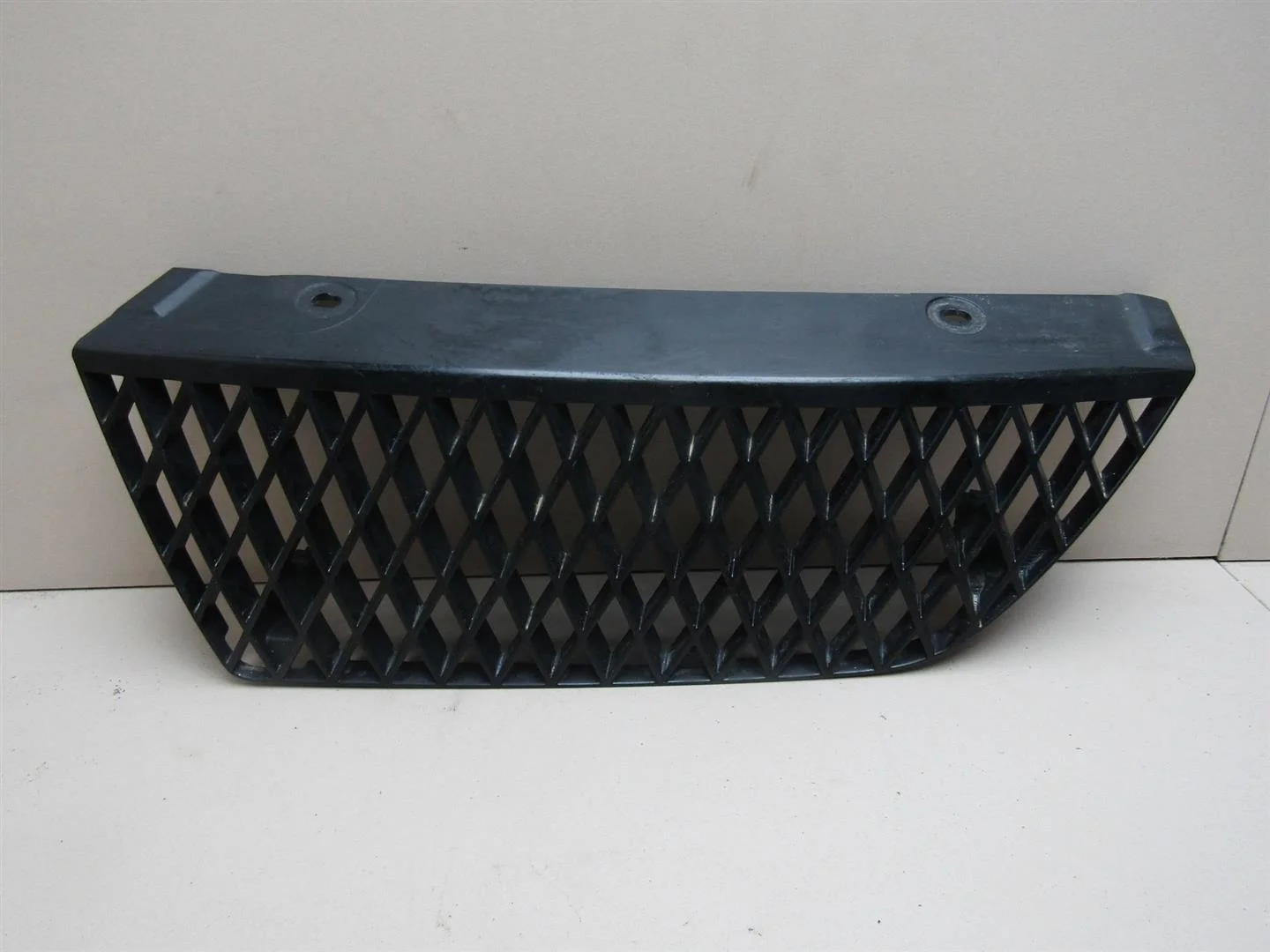 Решетка радиатора Mitsubishi Lancer (CS) 2003-2006  [7450A247]  1.6 16V 4G18 в Вологде