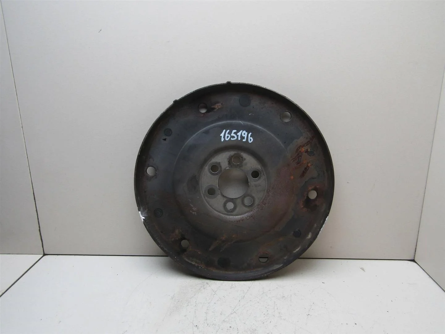 Маховик VW Passat (B3) 1988-1993  [068105323D]  в Вологде