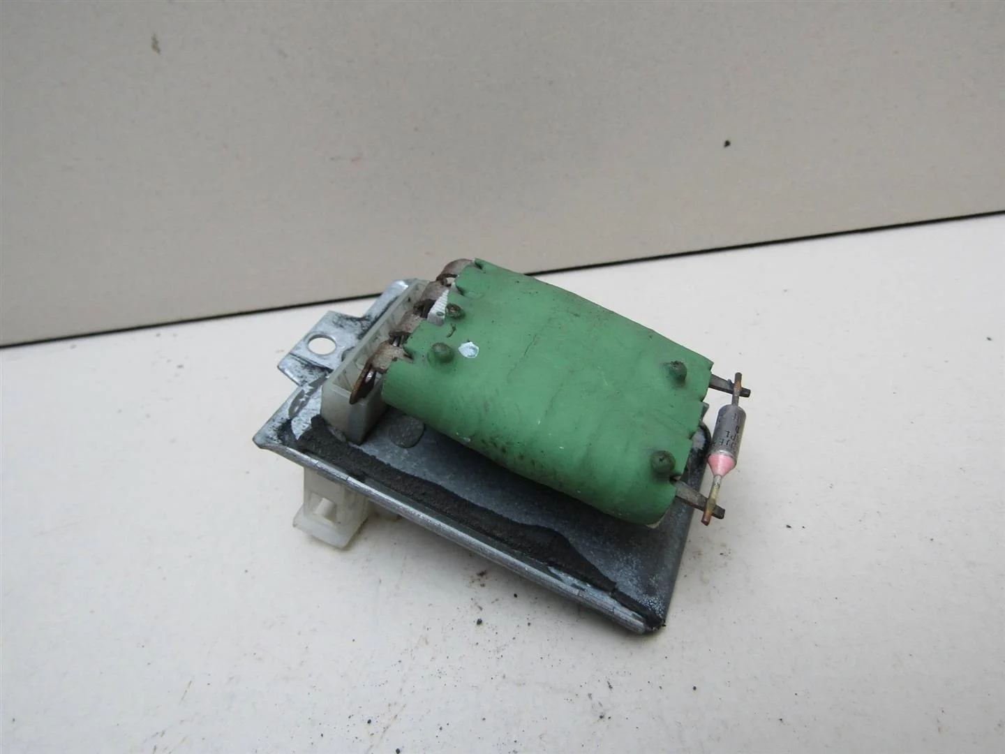 Резистор отопителя VW Transporter T4 1991-1995  [701959263A]  в Вологде