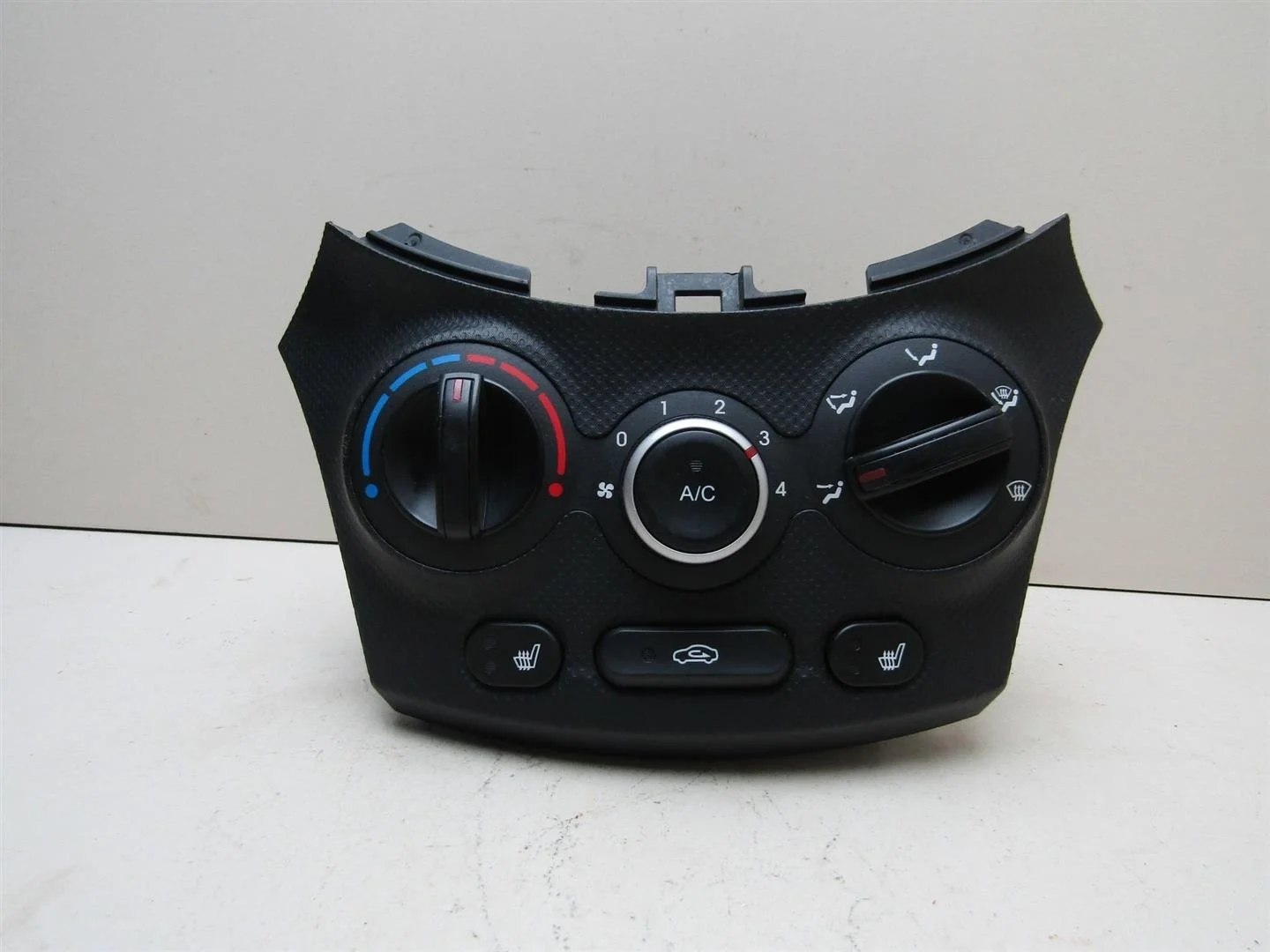 Блок управления печкой Hyundai Solaris 2010-2017  [972504L050RY]  1.6 16V G4FC в Вологде