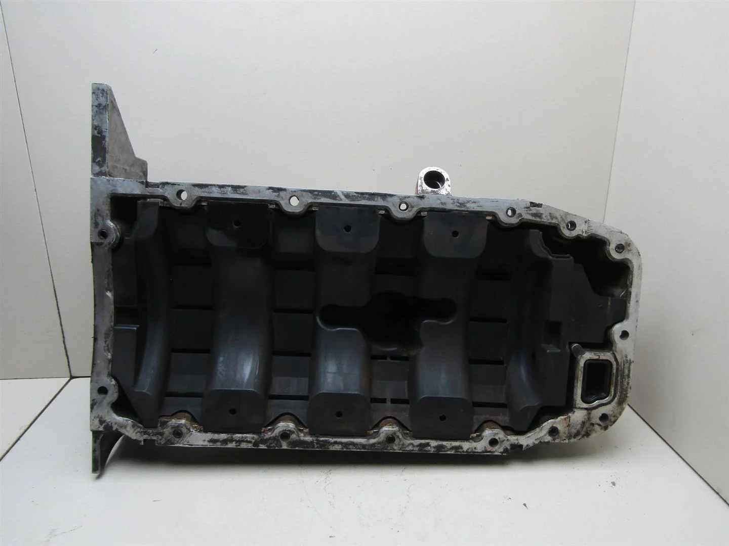 Поддон масляный двигателя Opel Zafira B 2005-2012  [55353306]  Z18XER в Вологде