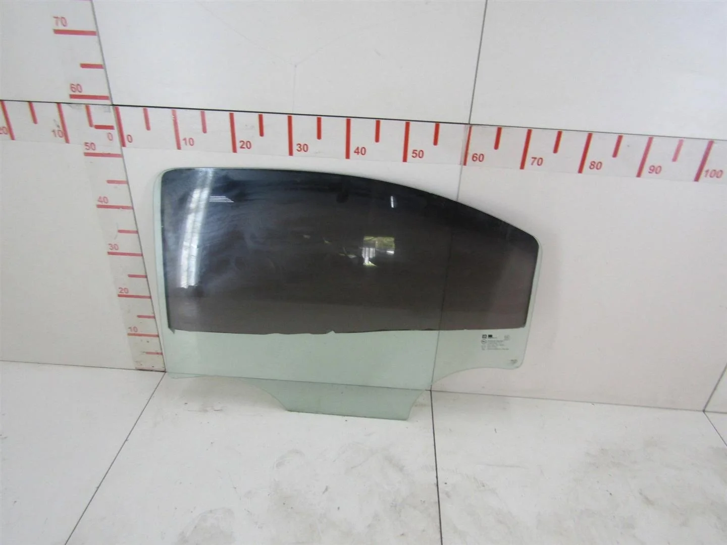 Стекло двери задней левой Chevrolet Aveo (T300) 2011-2015  [95228223]  1.6 16V F16D4 в Вологде