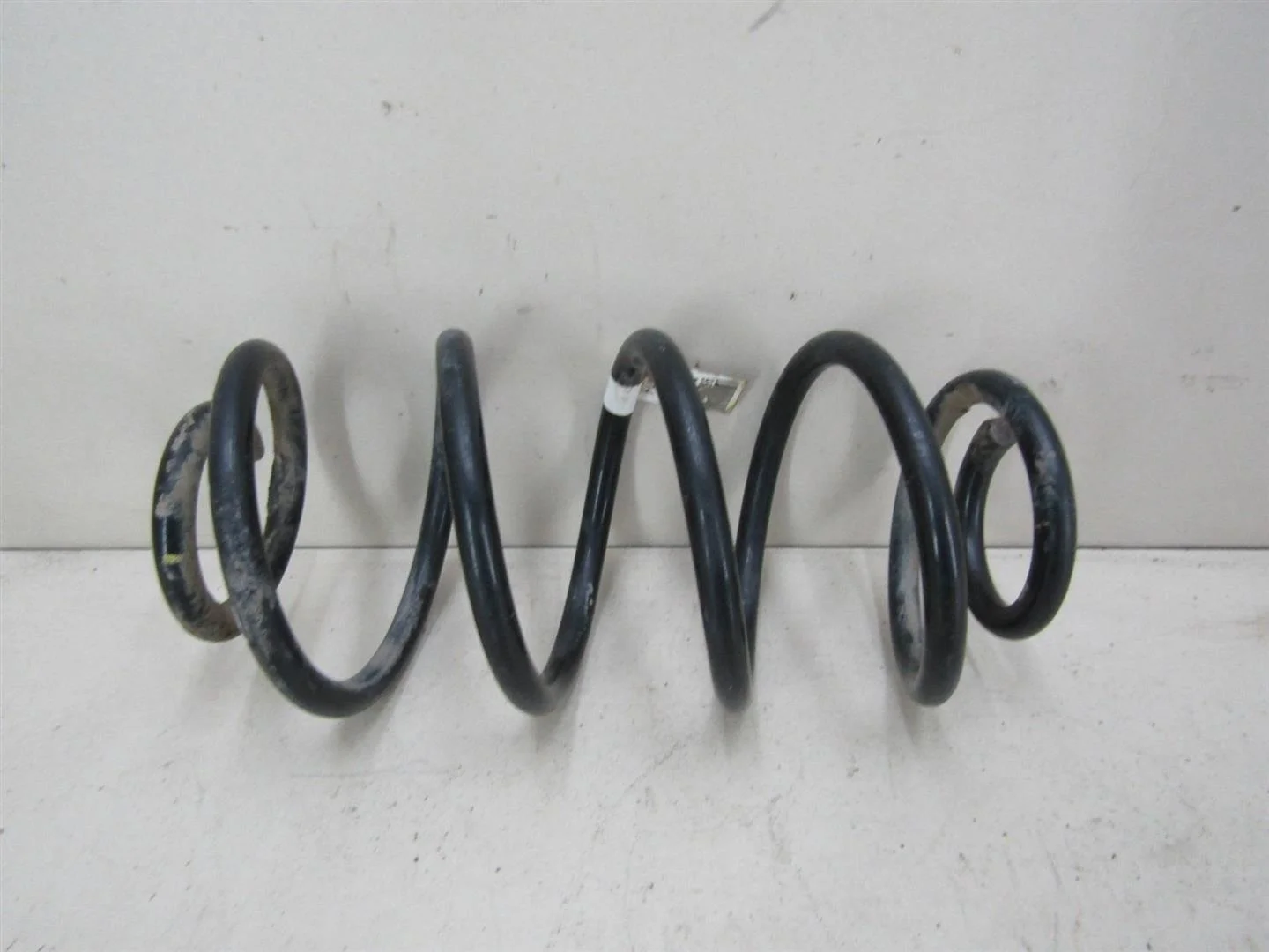 Пружина задняя Chevrolet Aveo (T300) 2011-2015  [95216092]  1.6 16V F16D4 в Вологде