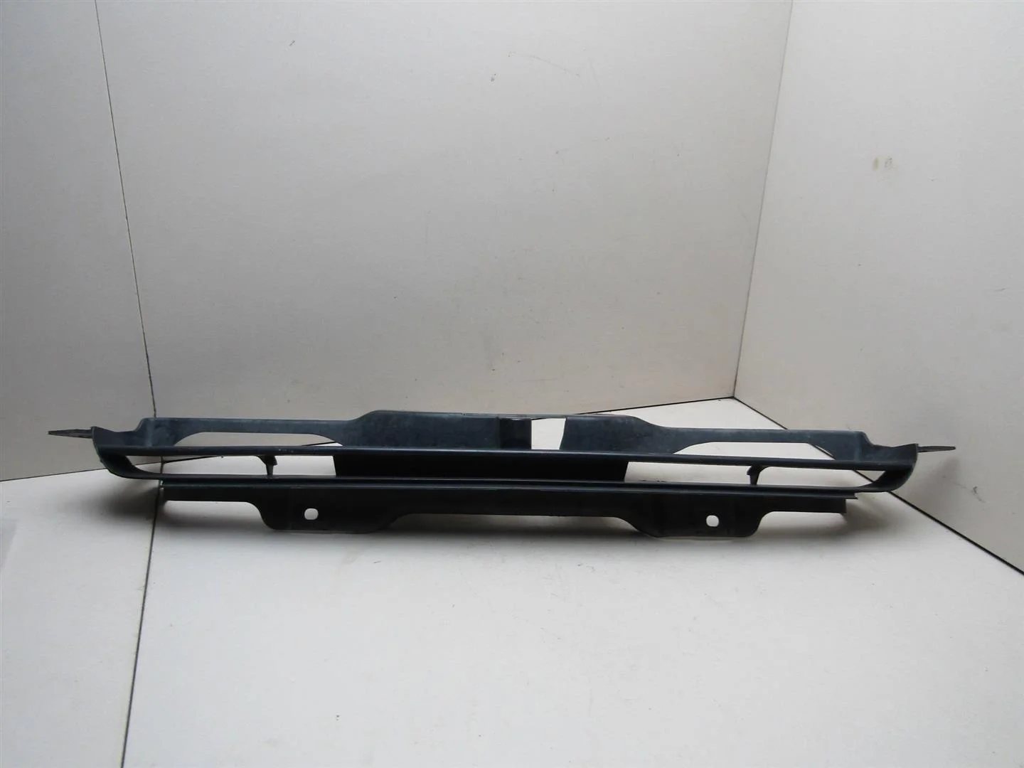 Решетка радиатора Honda HR-V 1999-2005  [71120S2H000 ]  1.6 16V D16W1 в Вологде