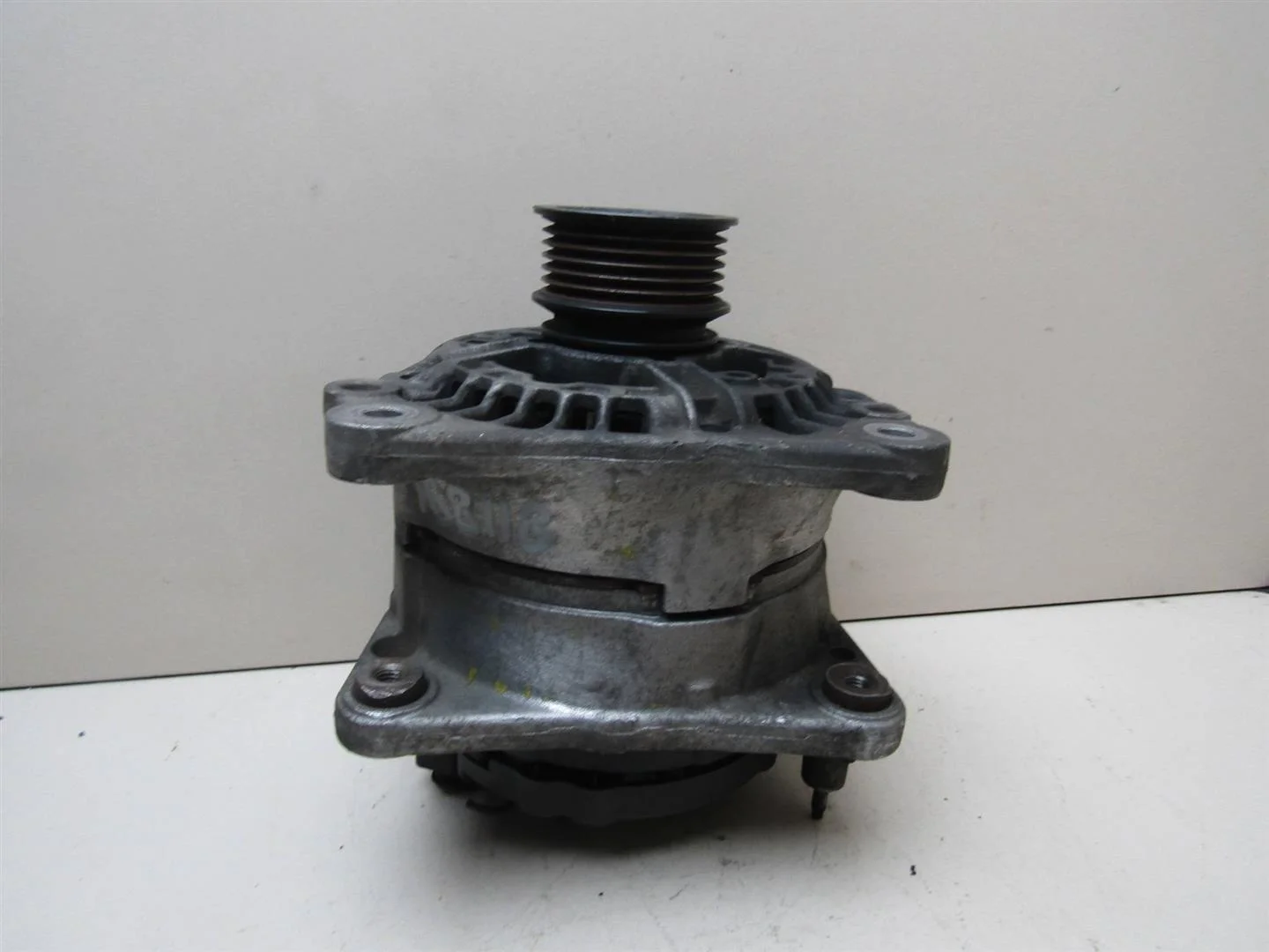 Генератор VW Golf IV \Bora 1997-2005  [028903028D]  в Вологде