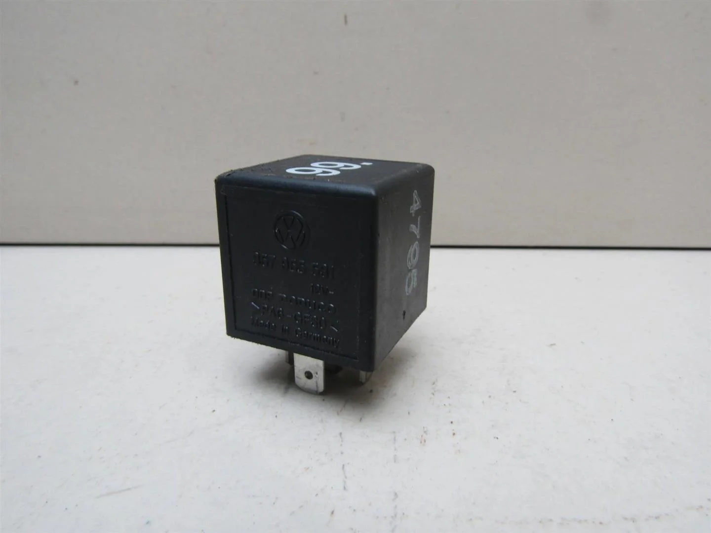 Реле стеклоочистителей VW Passat (B4) 1994-1996  [357955531]  в Вологде