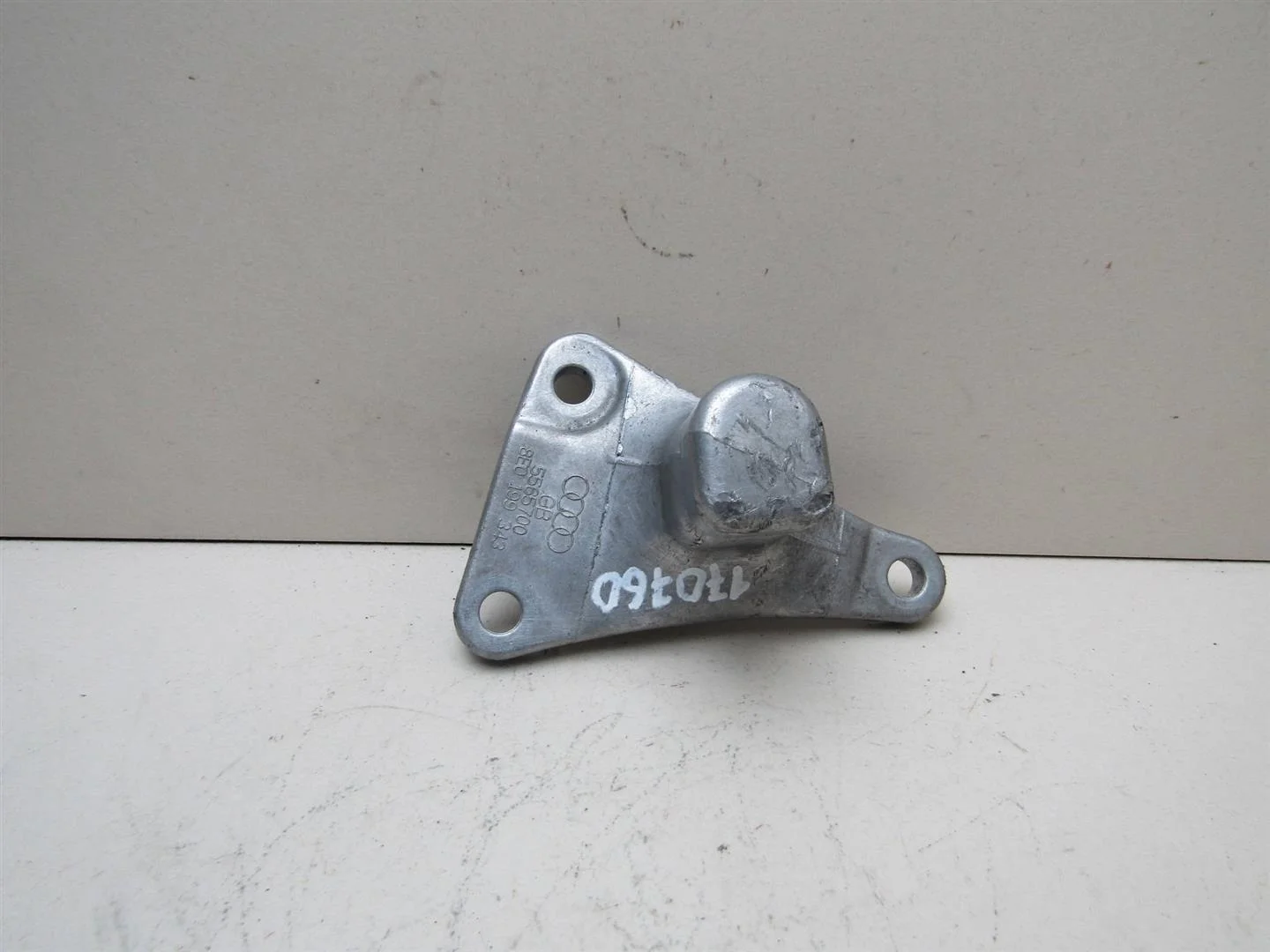 Опора двигателя передняя Audi A6 (C5) 1997-2004  [8E0199343]  2.4 3.0 V6 в Вологде