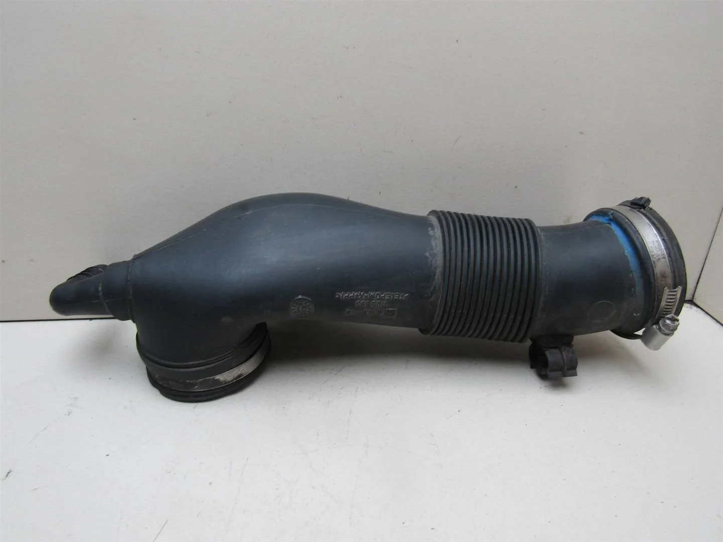 Патрубок воздушного фильтра Opel Astra G 1998-2005  [9158710]  1.8 16V Z18XE в Вологде