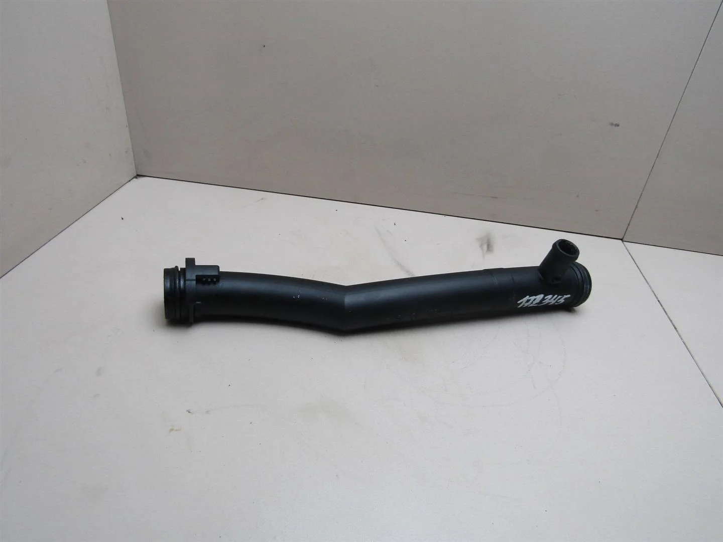 Трубка системы охлаждения VW Golf VI 2009-2012  [03F121065A]  1.2 CBZ в Вологде