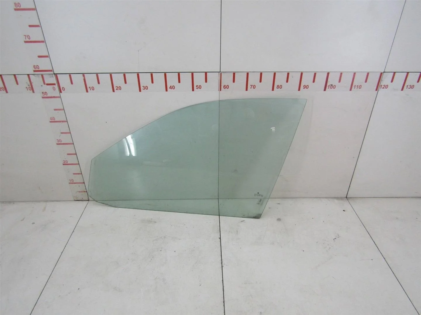 Стекло двери передней левой Skoda Octavia (A4 1U-) 2000-2011  [1U4845201A]  в Вологде