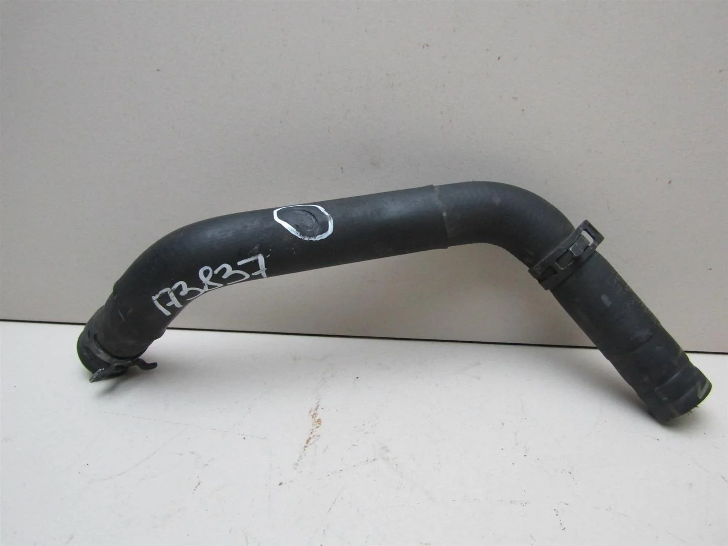 Патрубок VW Passat (B6) 2005-2010  [1K0121157BJ]  2.0 BKP в Вологде