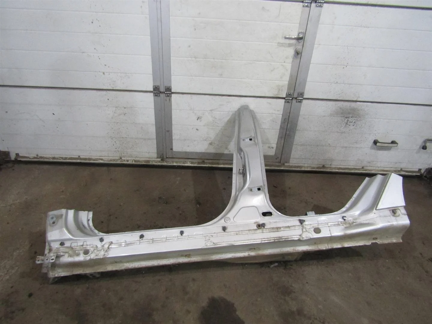 Порог левый Ford Focus III 2011-2019  [1742933]  1.6 IQDB в Вологде