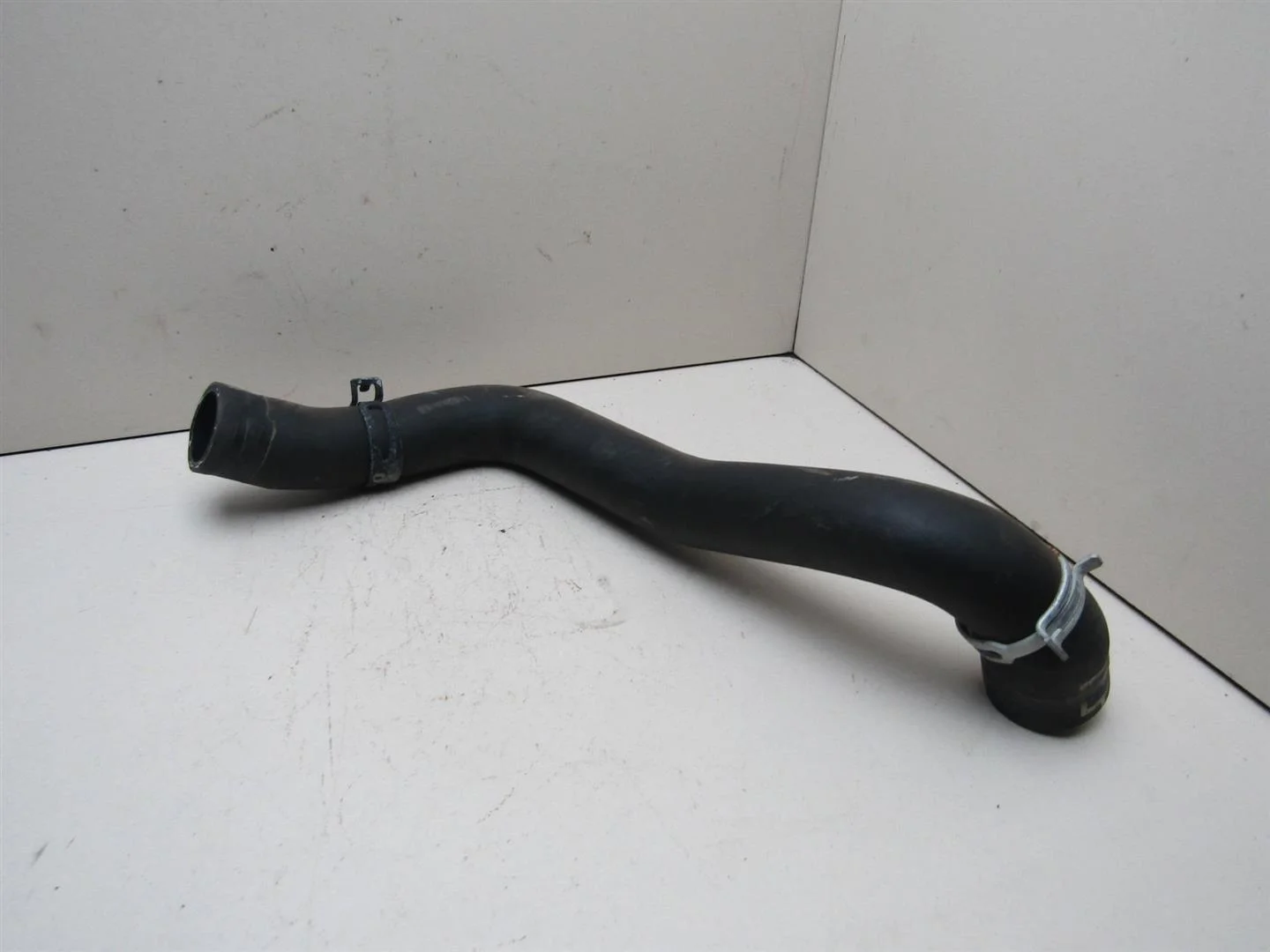 Патрубок радиатора Renault Sandero 2014-нв  [215017089R]  1.6 K4M845 в Вологде