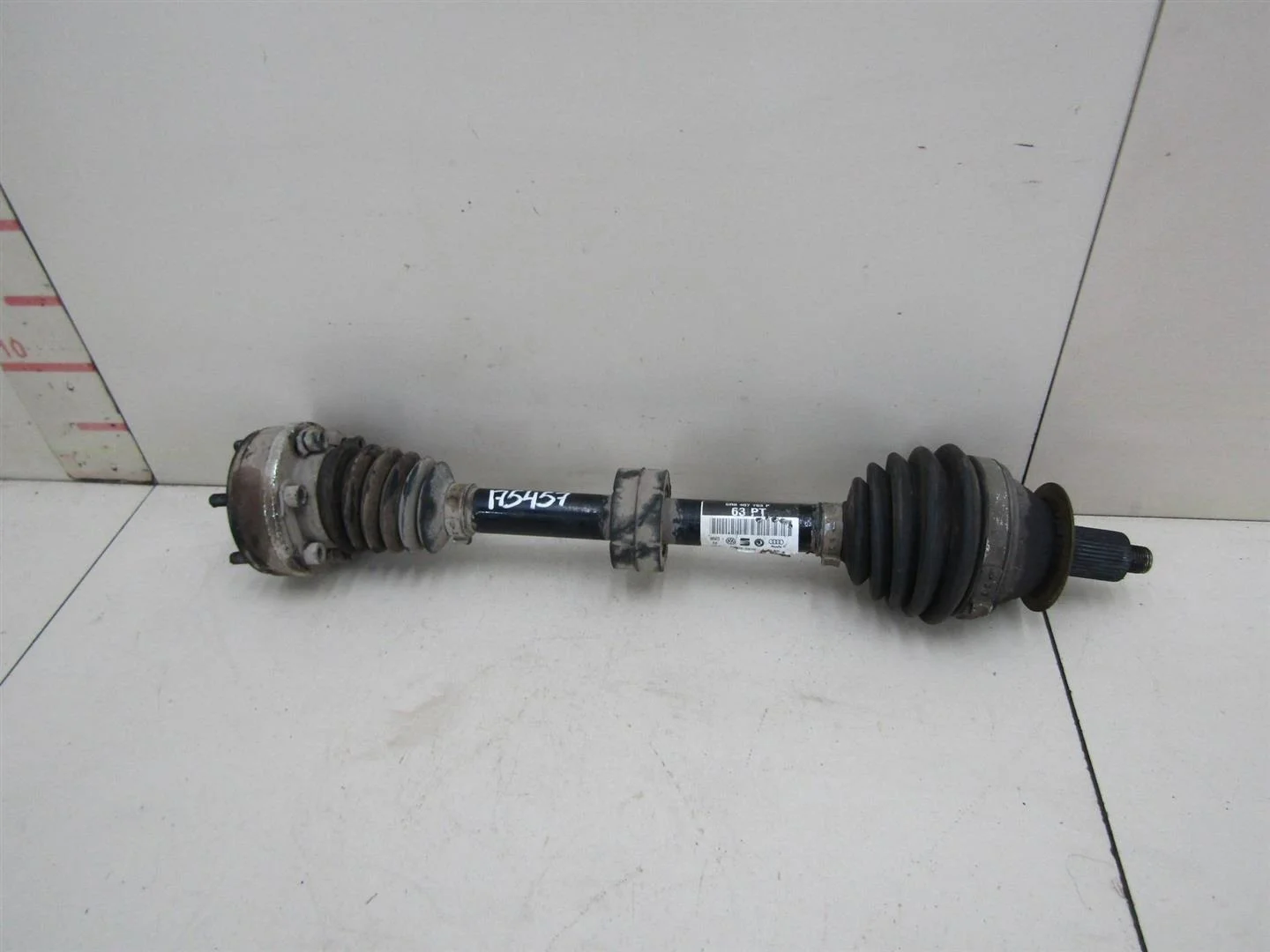 Полуось передняя левая Skoda Rapid 2013-2020  [6R0407763P]  1.2 CGPC в Вологде