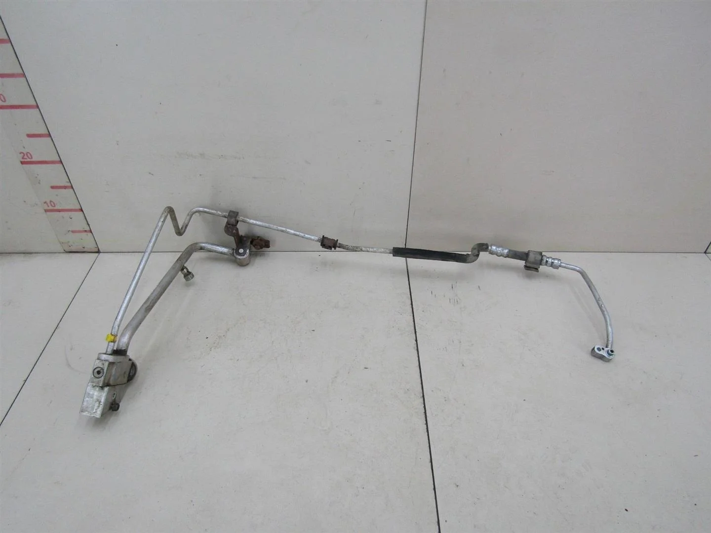 Трубка кондиционера Hyundai Elantra 2000-2005  [977732D000]  2.0 16V G4GC в Вологде