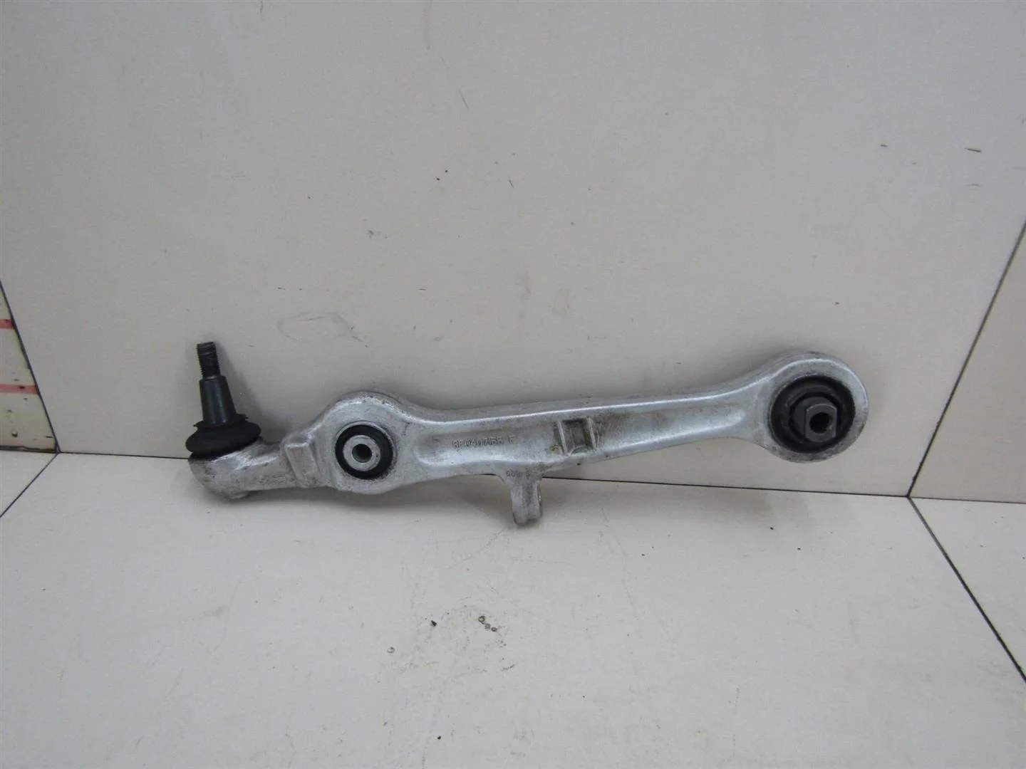 Рычаг передний нижний Audi A4 (B7) 2005-2007  [8E0407155E]  в Вологде