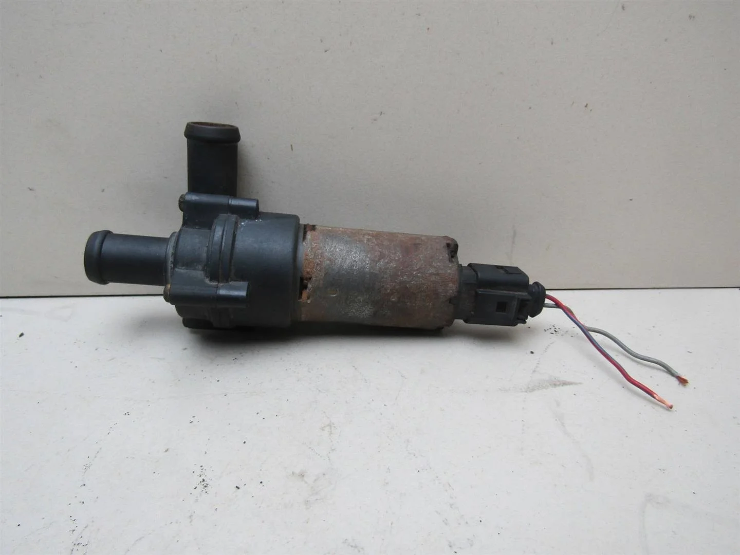 Насос (помпа) электрический VW Transporter T4 1996-2003  [1J0965561A]  в Вологде