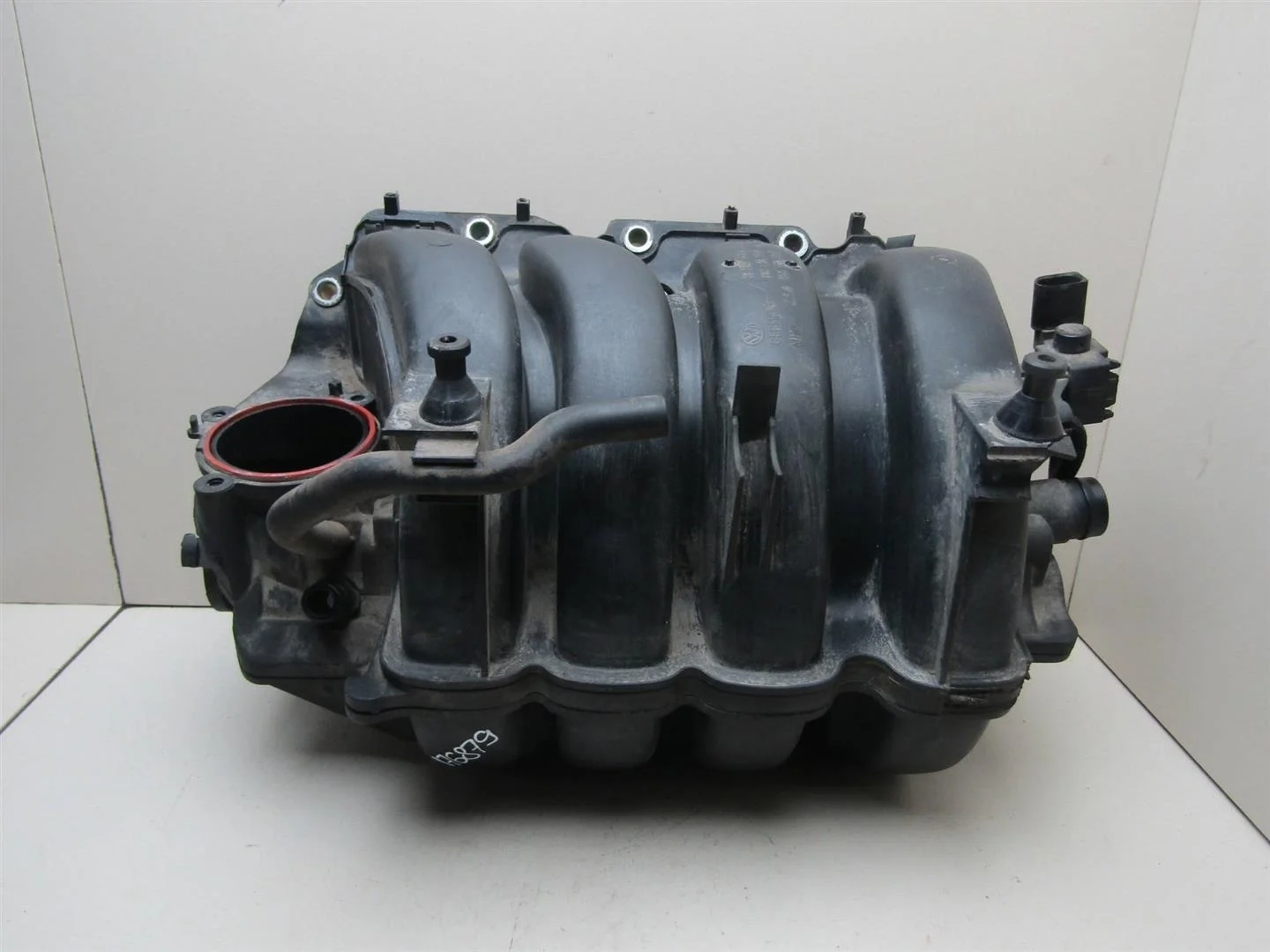 Коллектор впускной Skoda Octavia (A5 1Z-) 2004-2013  [03C129711F]  1.6 16V BLF в Вологде