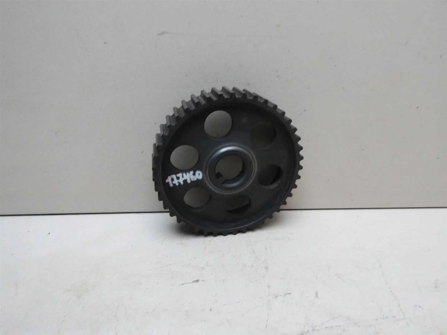 Шестерня промежуточного вала VW Passat (B3) 1988-1993  [027109111G]  4 ЦИЛИНДРА в Вологде