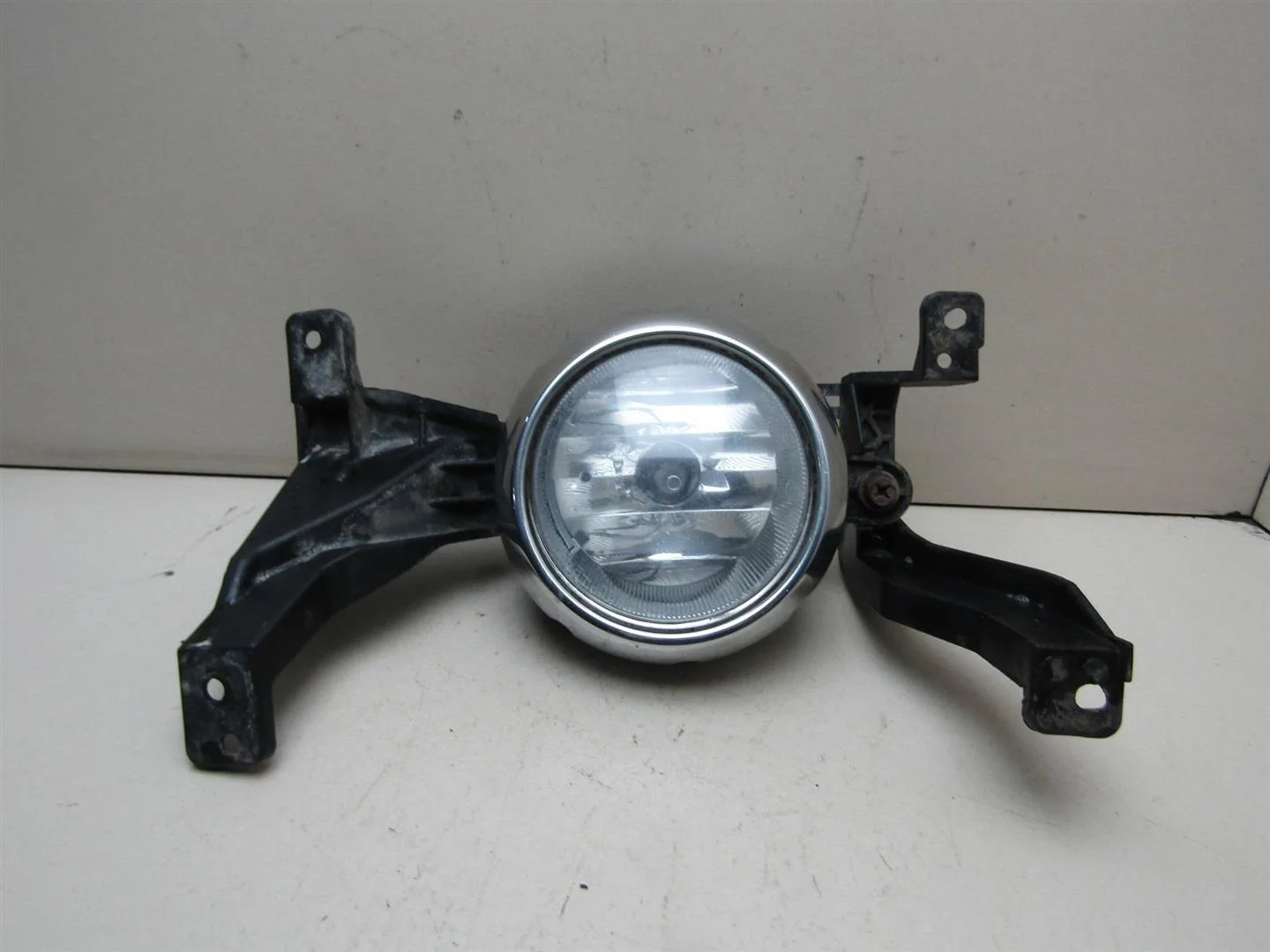 Фара противотуманная левая Kia Sorento (XM) 2009-2020  [922012P000]  2.4 16v G4KE в Вологде