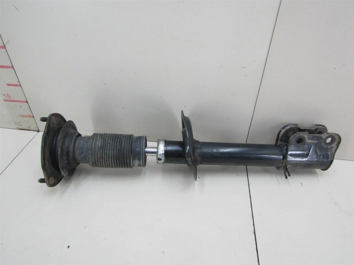 Амортизатор передний левый Kia Sorento (XM) 2009-2020  [546502P500]  2.4 16v G4KE в Вологде